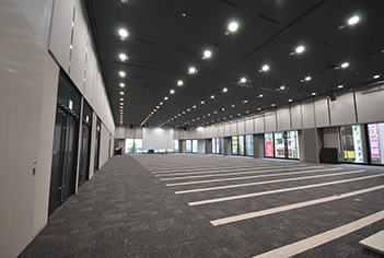 2Fホール